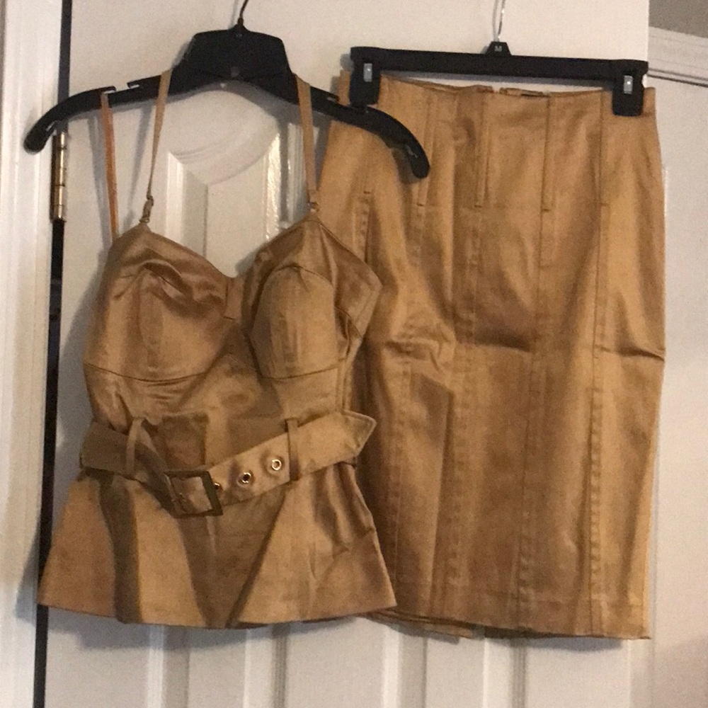 Top and skirts matching set Brand Arden